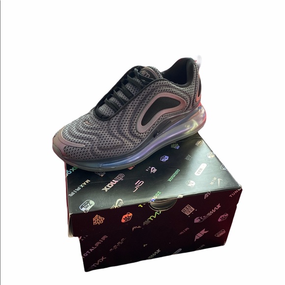 Air max 720 Northern Lights Night. Size 7.5 WMNS - Picture 1 of 3